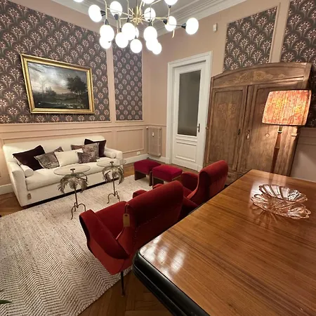 Decopetit The House Of Timeless Charme *