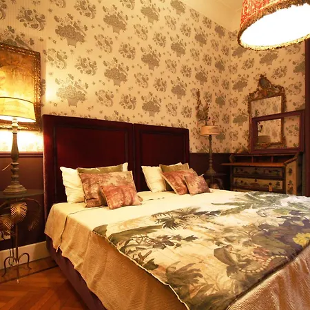 Decopetit The House Of Timeless Charme * トリノ